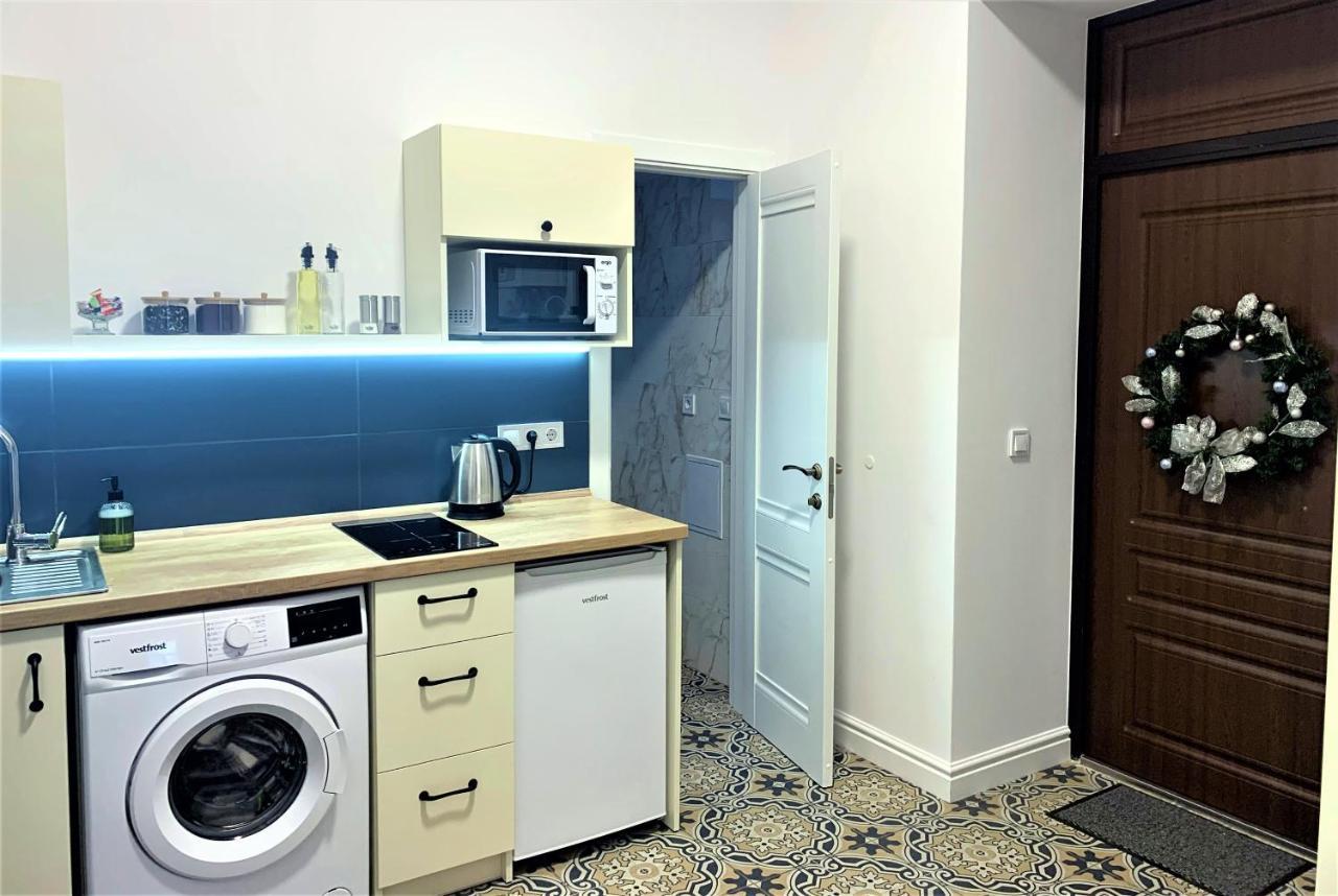 Iris Apartment On Popovich Lviv Luaran gambar