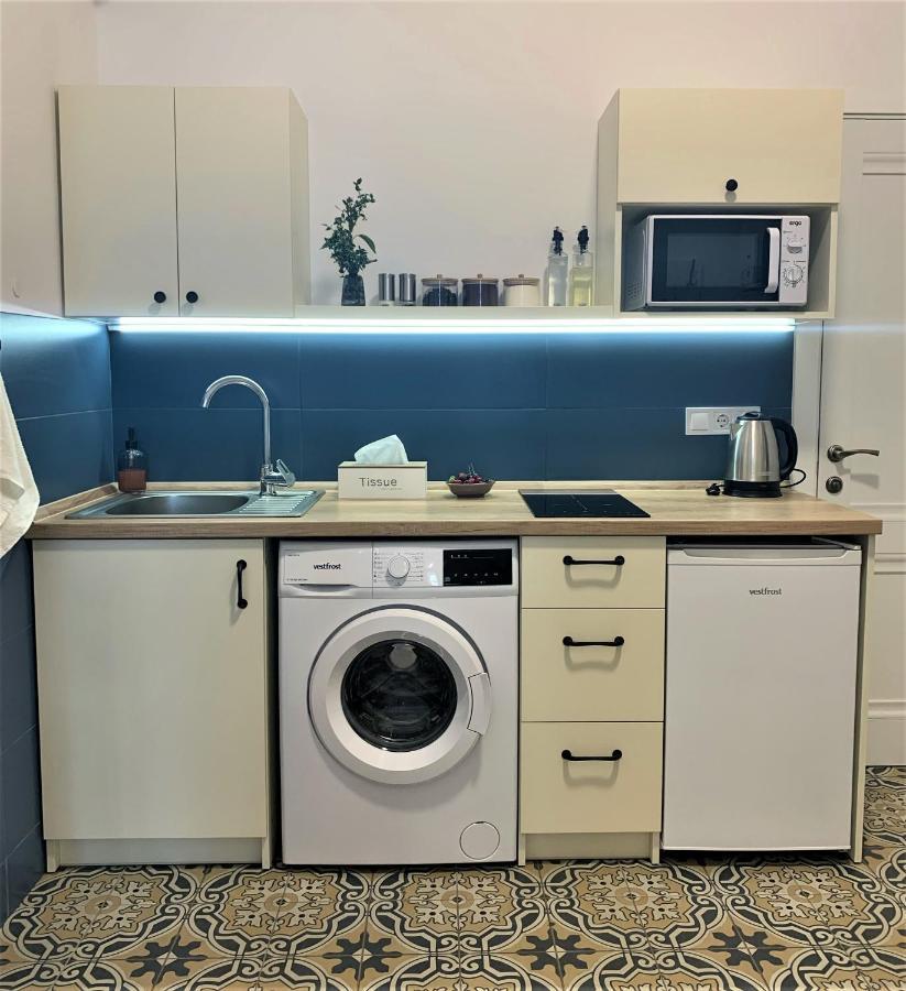 Iris Apartment On Popovich Lviv Luaran gambar