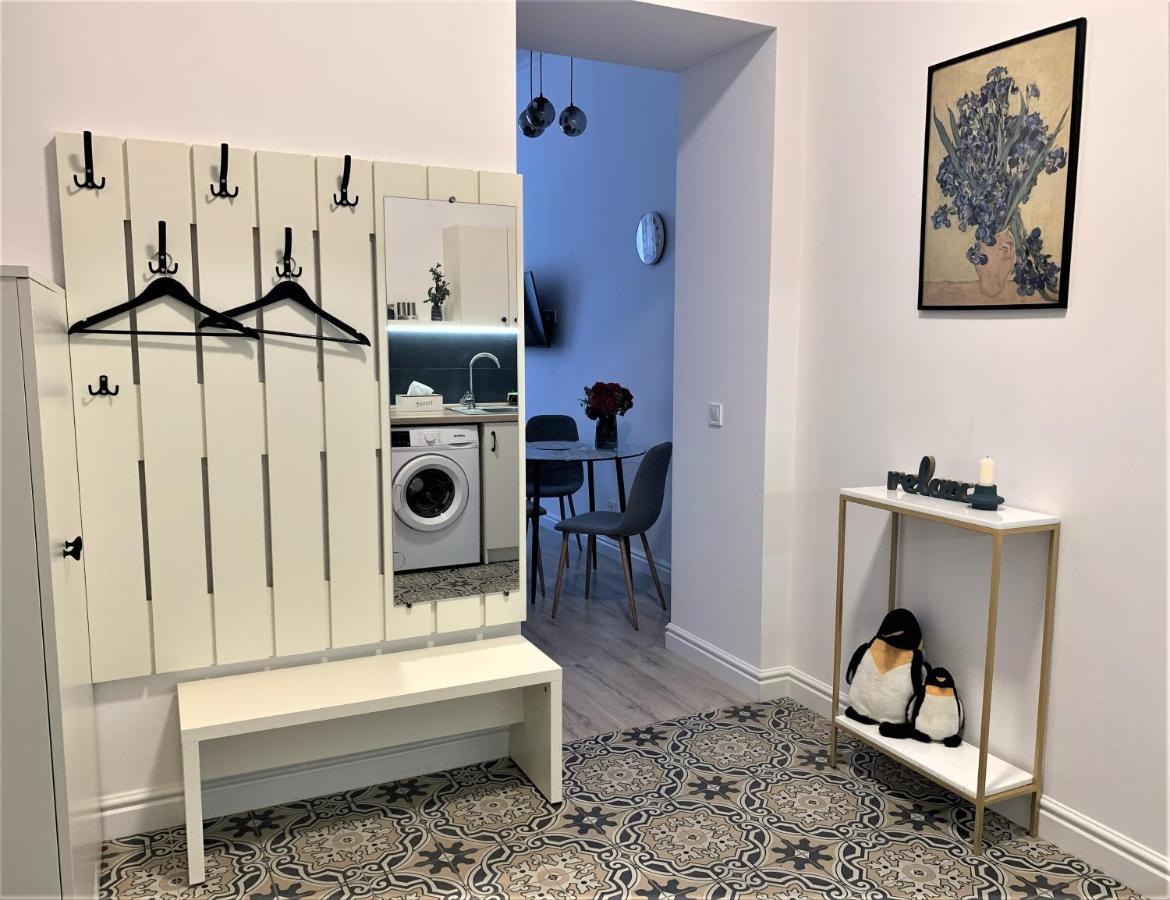Iris Apartment On Popovich Lviv Luaran gambar