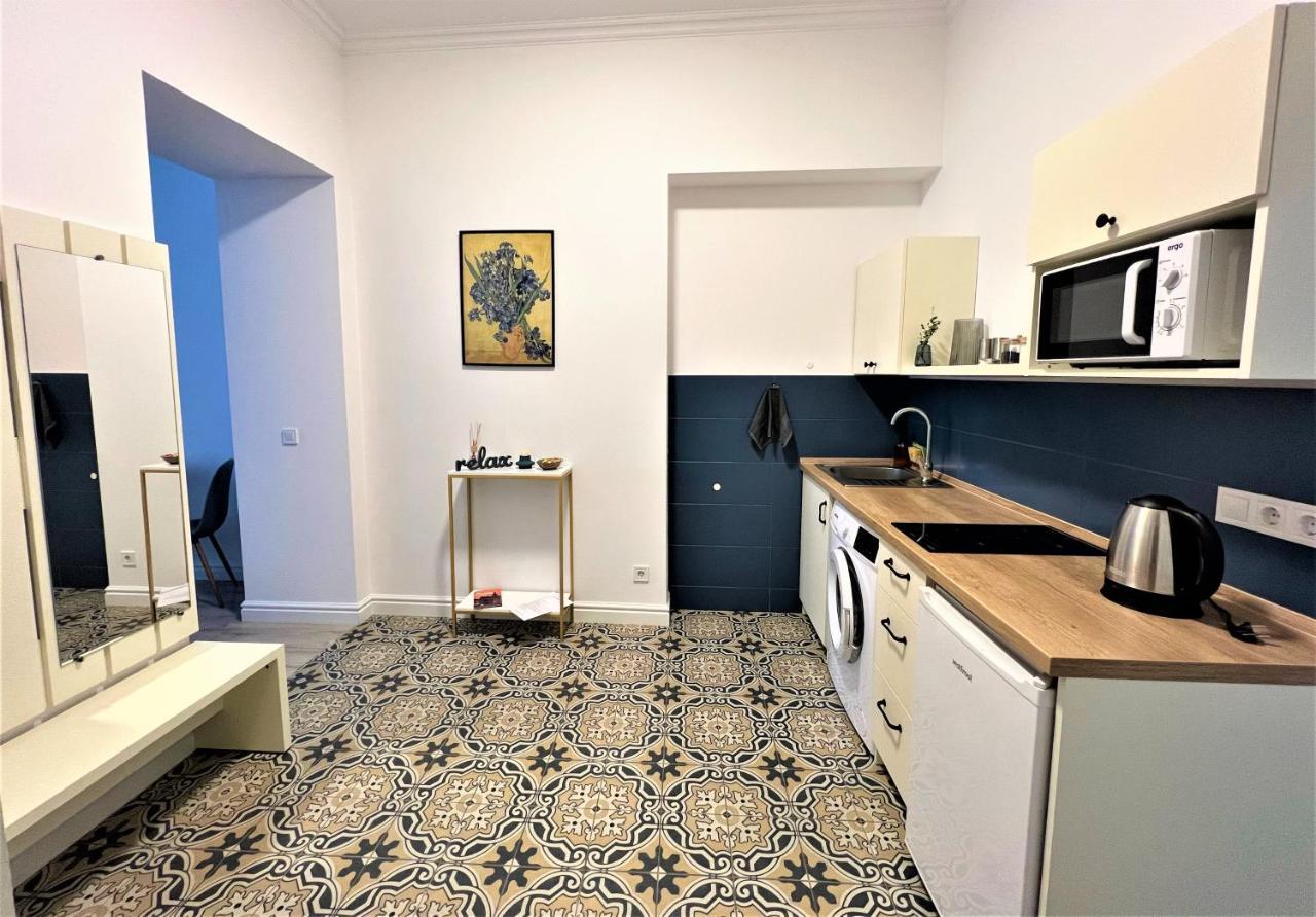 Iris Apartment On Popovich Lviv Luaran gambar